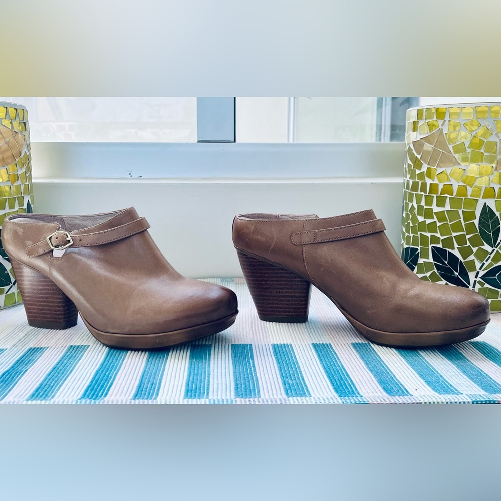 Dansko Melissa Tan Leather Mules size 39